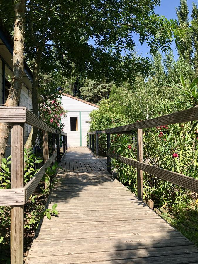Bungalows & Rooms - Git'Ostal Каркассонн Екстер'єр фото